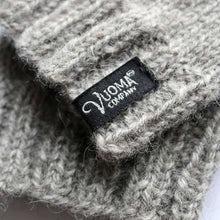 Load image into Gallery viewer, Woolen wrist warmers, several colours